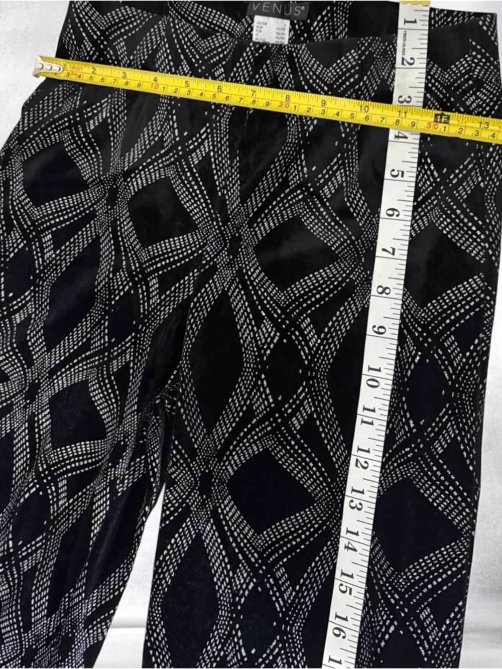 VENUS Black Geometric Velvet Wide-Leg Pants - Picture 4 of 5